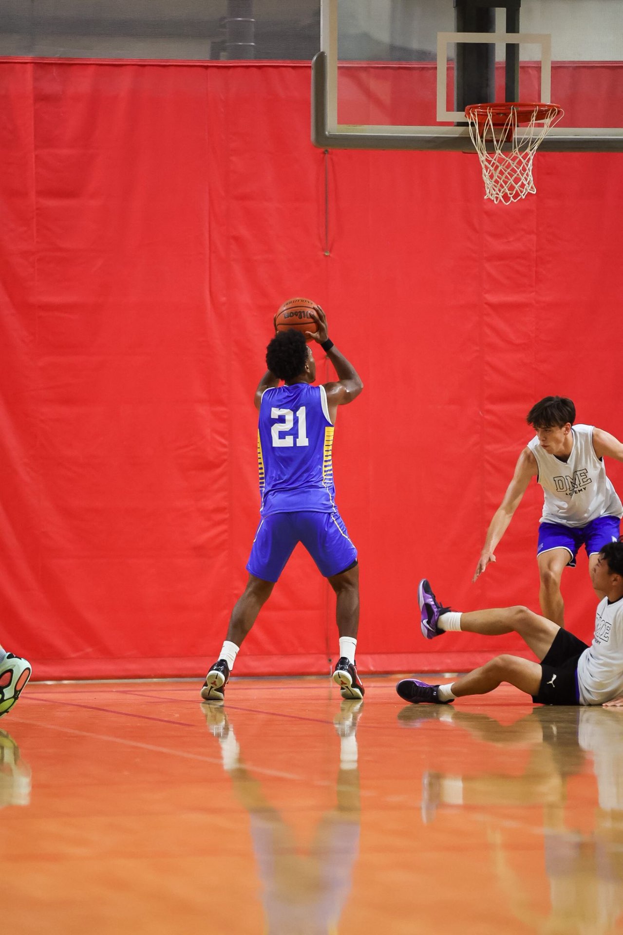 Golden Eagles Basketball Fundamentals action